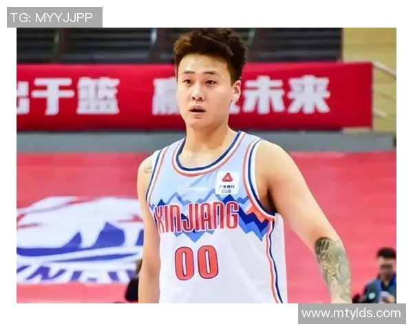 赵睿深夜发声回应内讧与球迷怒怼或将离开新疆引发意外关注