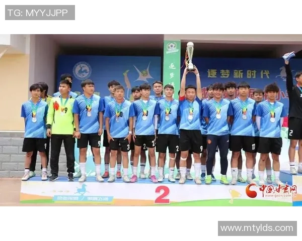 中国男子足球队奋力拼搏展现风采力争亚洲杯佳绩再创辉煌